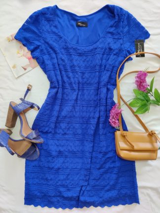 Vestido azul eléctrico